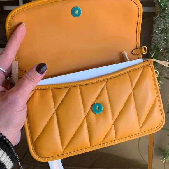 SOLD⛔️Authentic COACH 1941 Nappa leather quilted magnetic flap crossbody - Picture 6 of 15